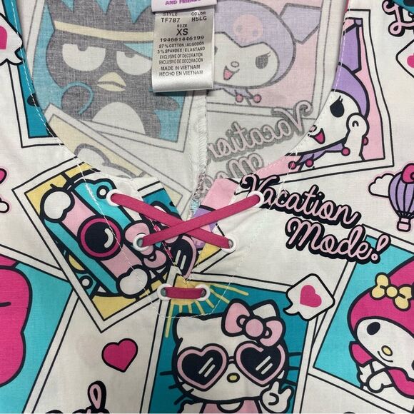 Tooniforms Scrubs Top For Women Round Neck TF787 - Picture 8 of 9